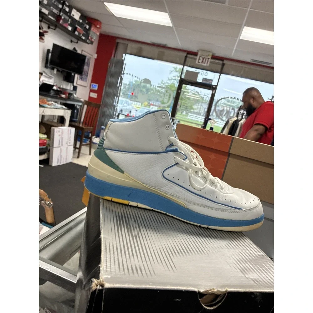Jordan 2 Retro Sz 14 Melo White University Blue Maize 308308-141 UNC Tarheels BK
